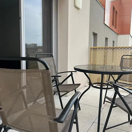 Neuve Le K 10 Mn Gare, Parking , Tram Apartment