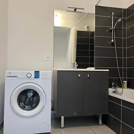 Neuve Le K 10 Mn Gare, Parking , Tram Apartment Montpellier