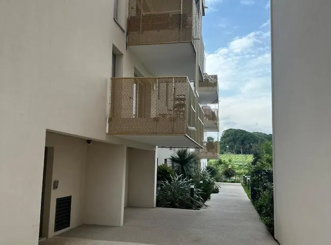 Διαμέρισμα Neuve Le K 10 Mn Gare, Parking , Tram