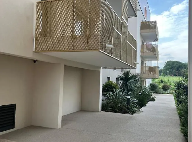 Διαμέρισμα Neuve Le K 10 Mn Gare, Parking , Tram *